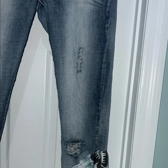 YMI Blue Floral Flare Jeans - Picture 3 of 9